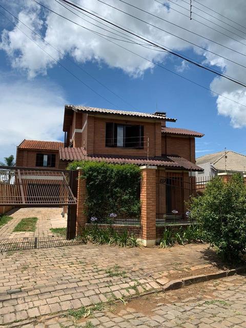 Casa à venda em Vacaria, Franciosi, com 4 quartos, com 272 m²